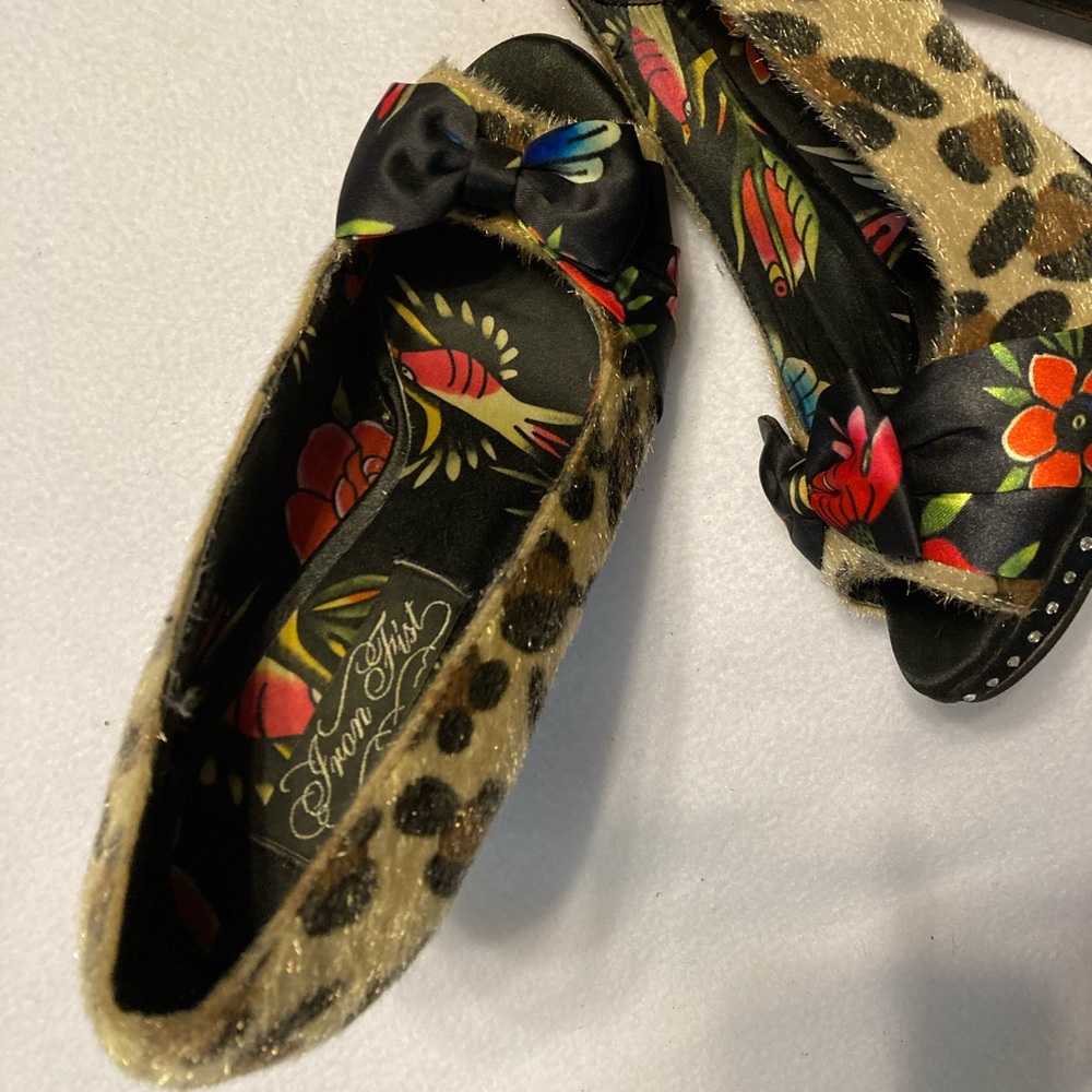 Iron Fist size 5